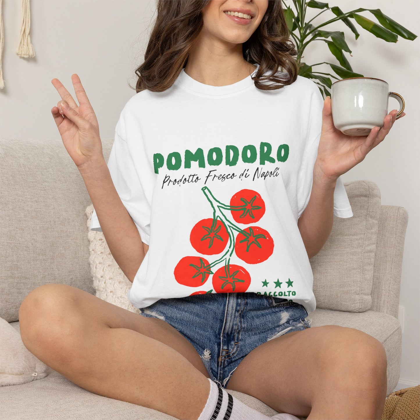 Napoli Tomato Graphic T-Shirt - Italy Travel Tee