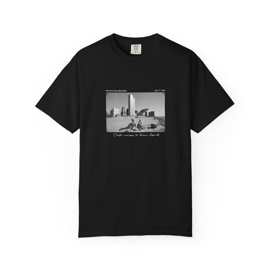 NYC Manhattan Summer Photograph 1980s Graphic T-Shirt