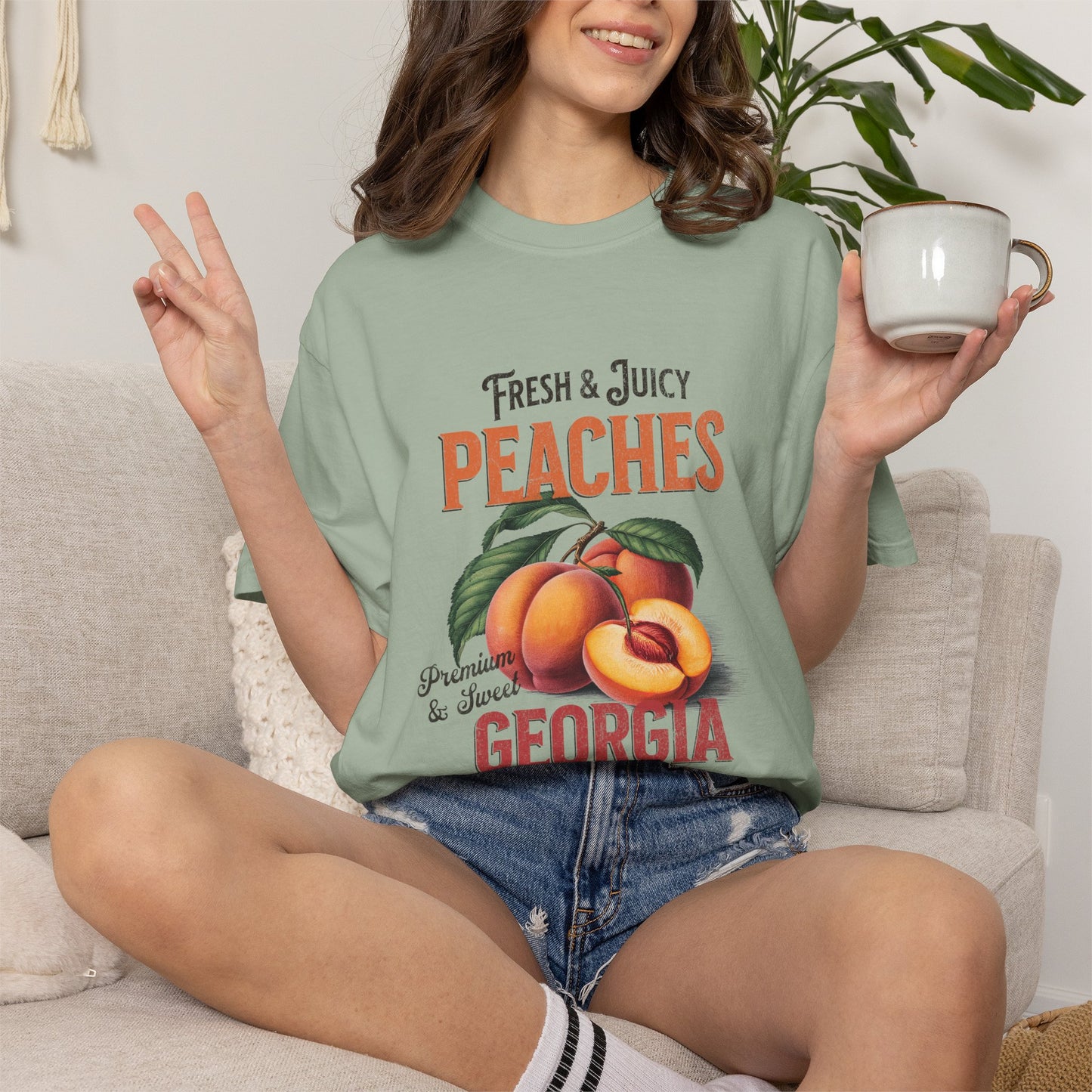 Fruit Peach Retro Graphic T-Shirt