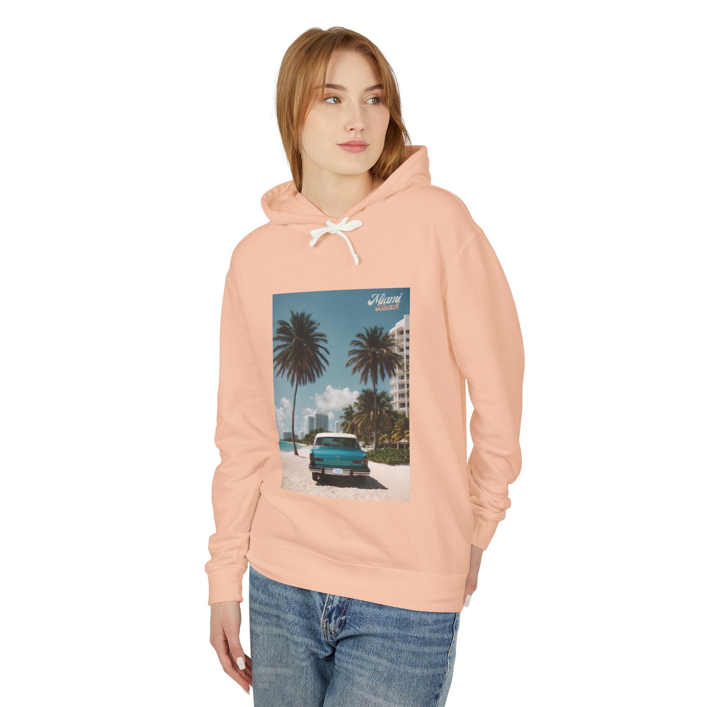 Vintage Car On The Beach Lightweight Hooded Sweatshirt