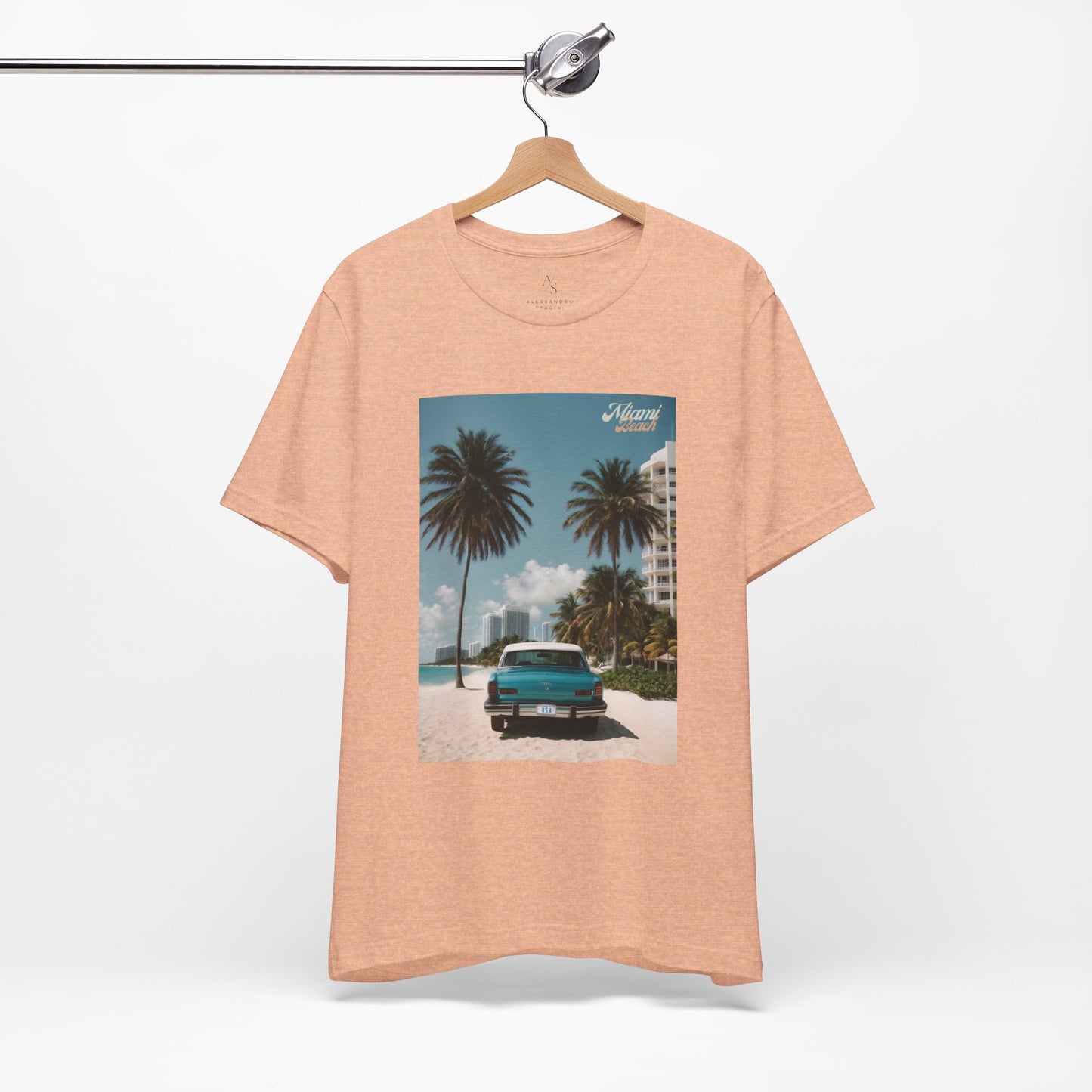 Vintage Car On The Beach Jersey Short Sleeve Tee