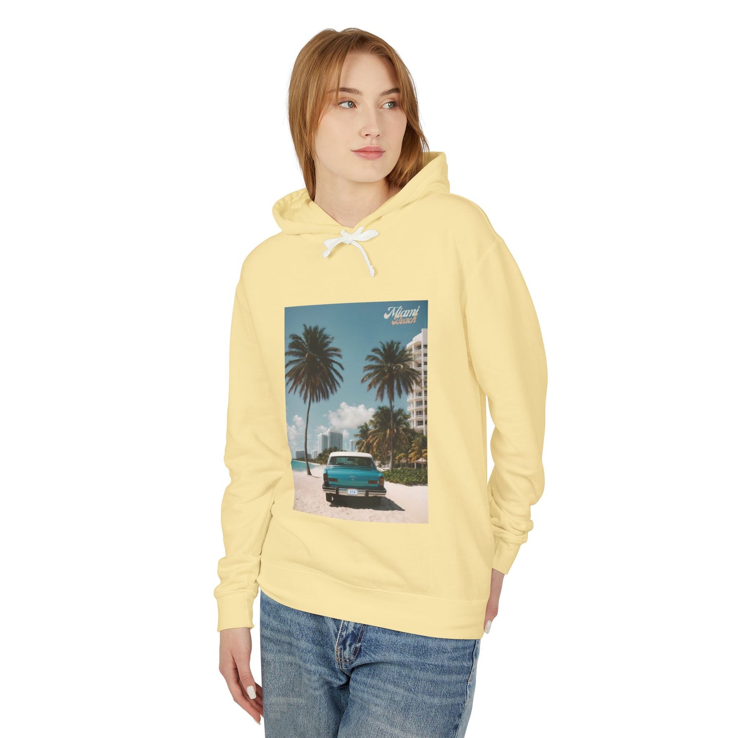 Vintage Car On The Beach Lightweight Hooded Sweatshirt