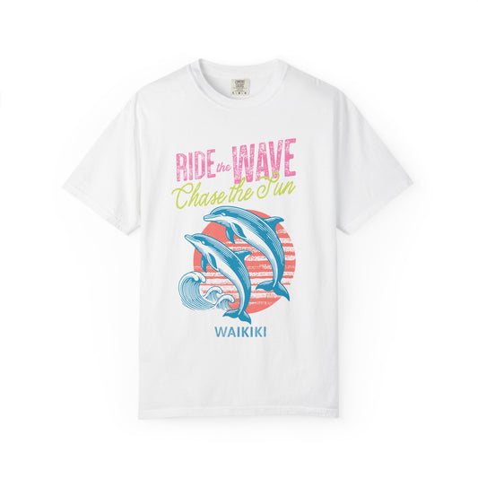 Waikiki Ride the Wave Chase the Sun Graphic T-Shirt