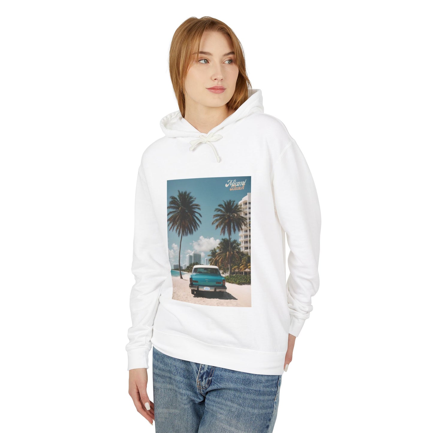 Vintage Car On The Beach Lightweight Hooded Sweatshirt