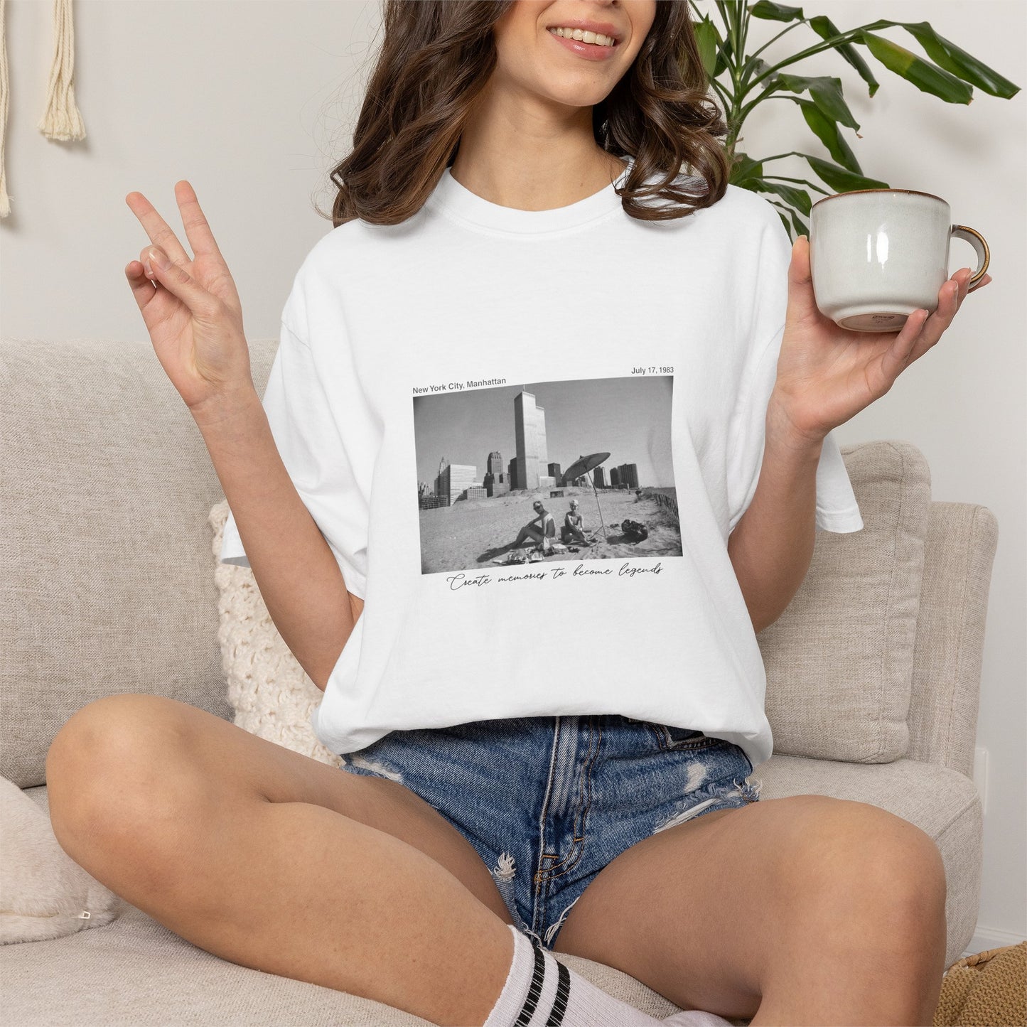 NYC Manhattan Summer Photograph 1980s Graphic T-Shirt