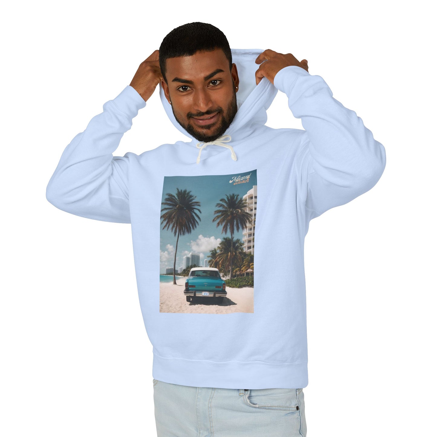 Vintage Car On The Beach Lightweight Hooded Sweatshirt