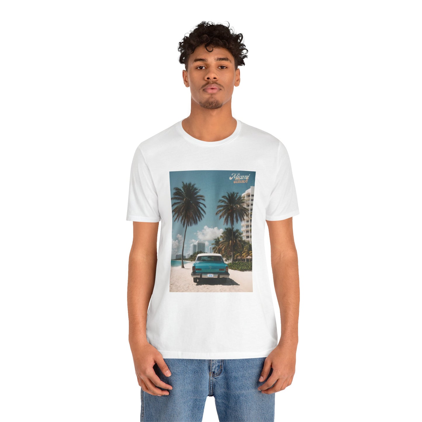 Vintage Car On The Beach Jersey Short Sleeve Tee